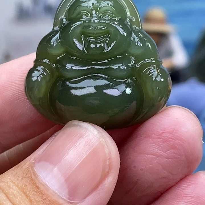和田玉未镶嵌车挂