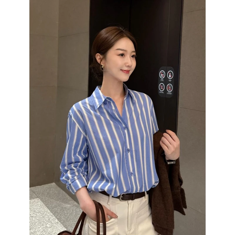 2025夏季新款高级感轻奢小众设计感小资上衣韩系蓝色条纹衬衫女秋