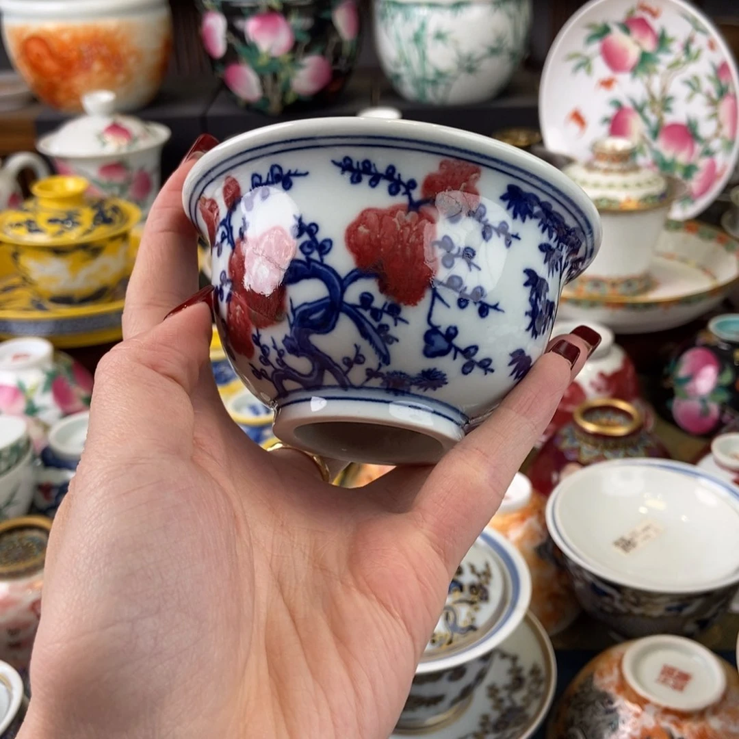 景*陶瓷艺术家的作品是一种