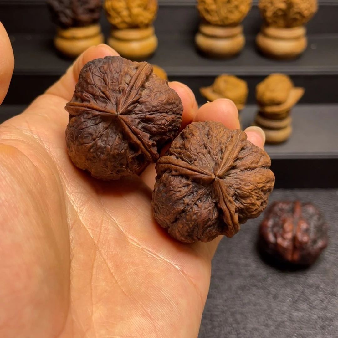 文玩核桃吊坠F玉鼎