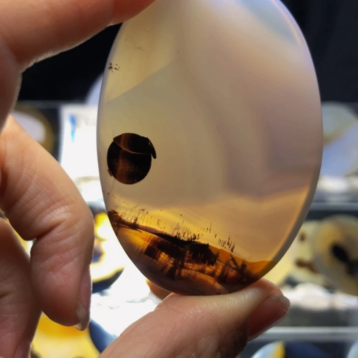 合金玛瑙/玉髓珠宝奇石58