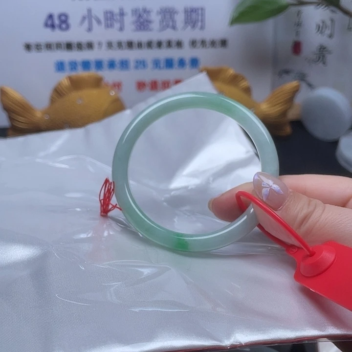 未镶嵌手镯翡翠圆条