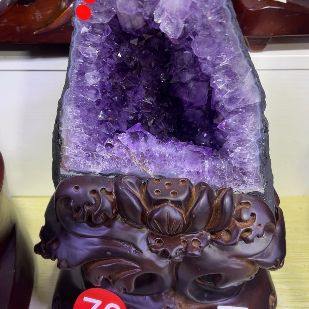 紫晶未镶嵌大型摆件（非配饰）