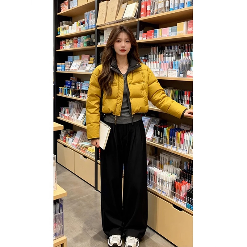 2025冬季新款韩版立领黄色短款棉服女冬季高级感保暖面包服厚外套
