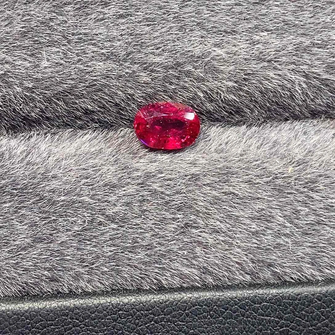 红宝石裸石1.03/3500