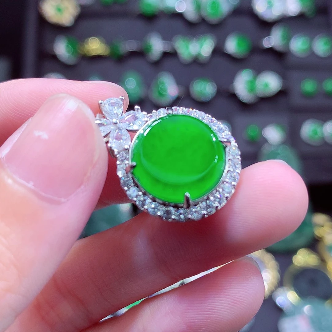 翡翠未镶嵌颈饰天然