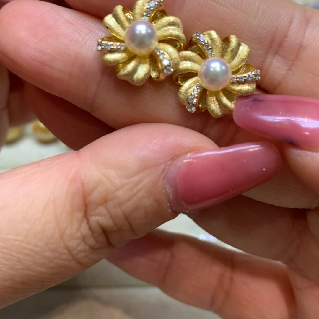 银S925镶嵌海水珍珠耳饰