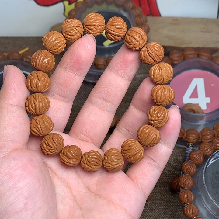 吊坠桃核14精工金豆手串