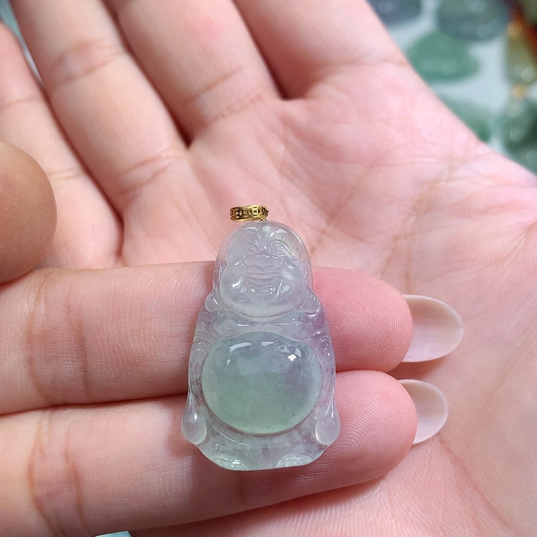 翡翠未镶嵌颈饰佛公
