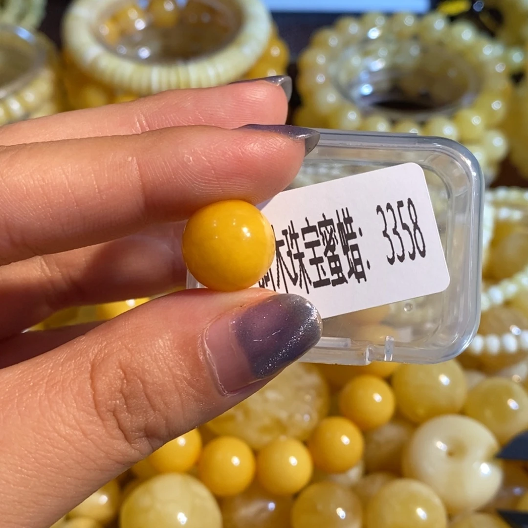 琥珀未镶嵌珠宝奇石3358