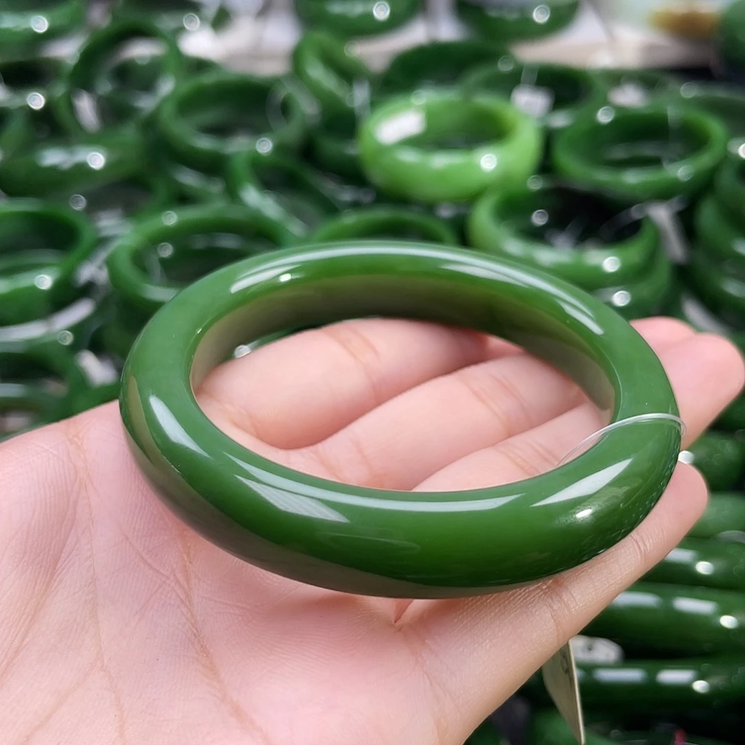 未镶嵌手镯和田玉（碧玉）