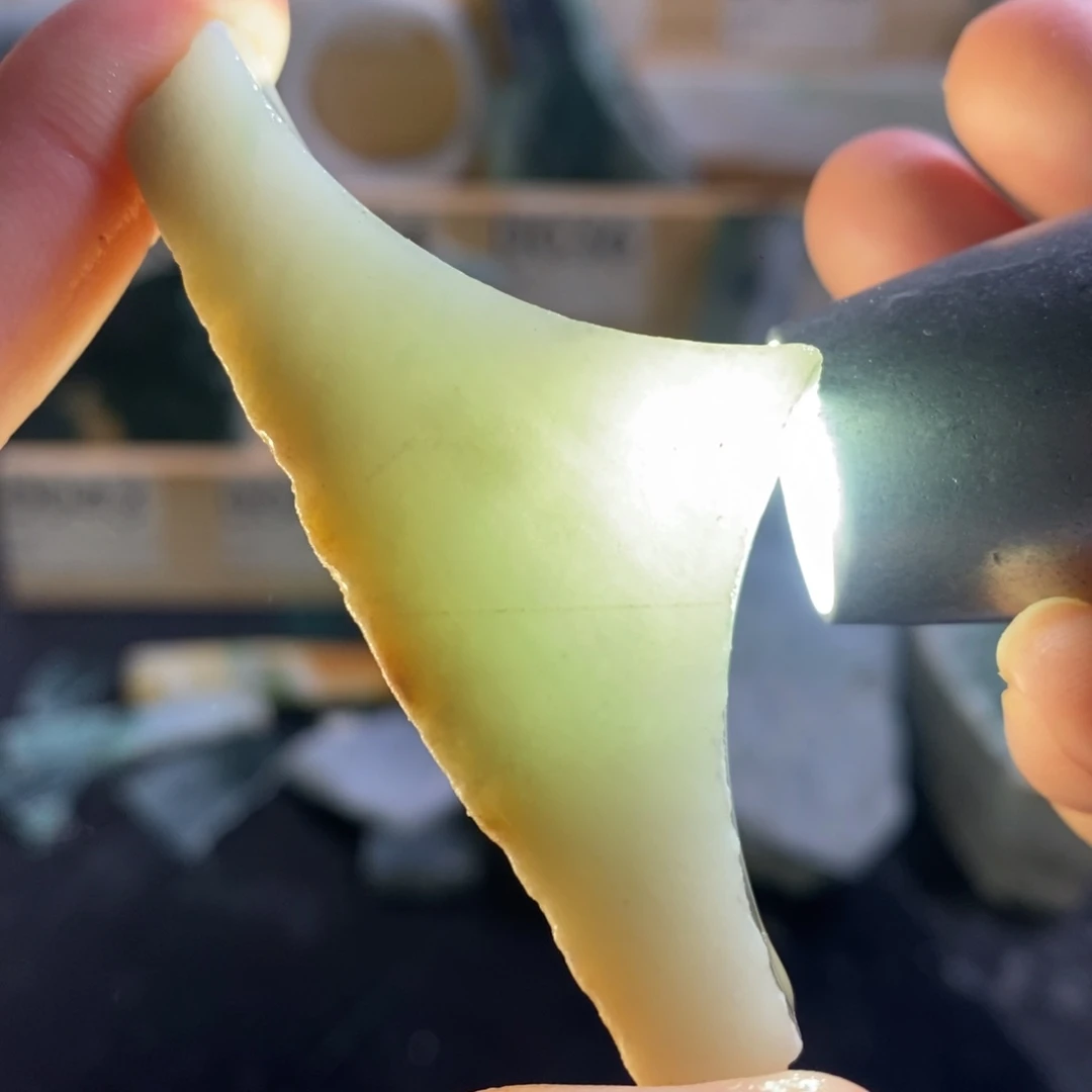 颈饰未镶嵌翡翠天然翡翠