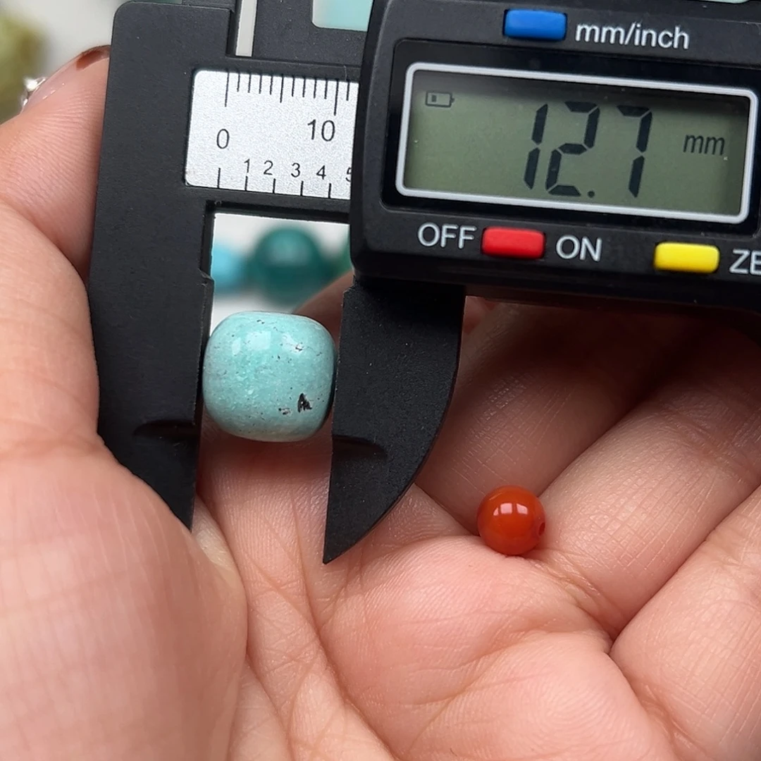 南红玛瑙未镶嵌珠宝奇石