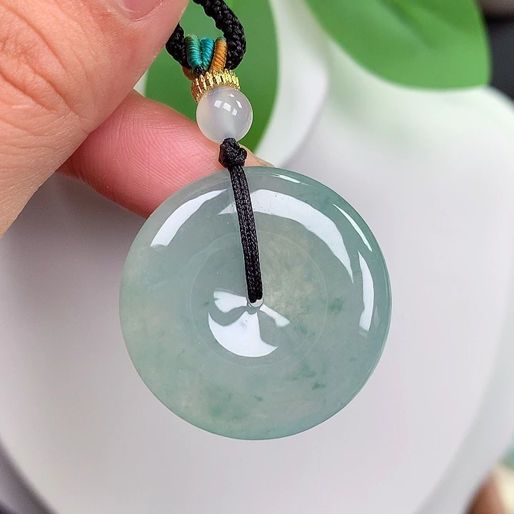 翡翠未镶嵌颈饰平安扣 30.1x5.1mm