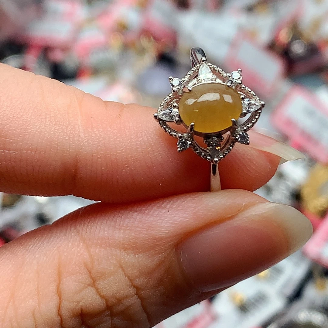 翡翠戒指银S925镶嵌天然翡翠戒指