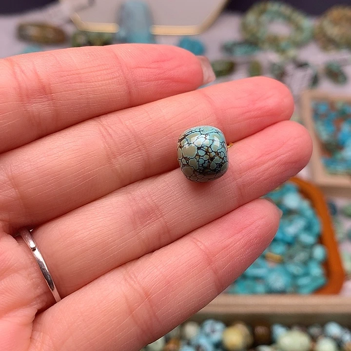 绿松石未镶嵌扣子