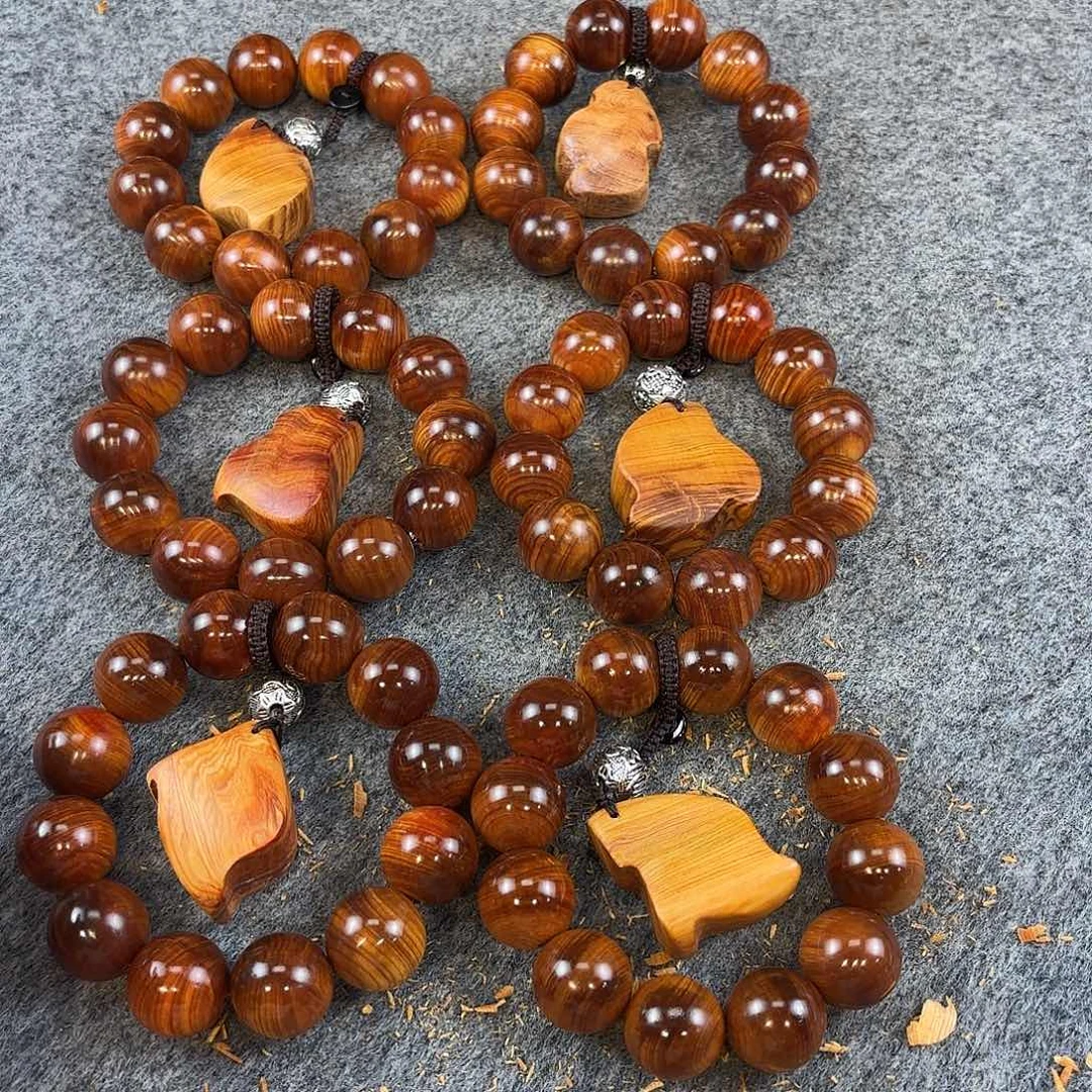 崖柏太行崖柏黑金石化骨2.0孤品系到手一条