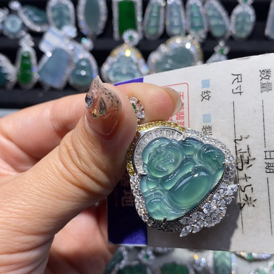 翡翠颈饰银S925镶嵌翡翠