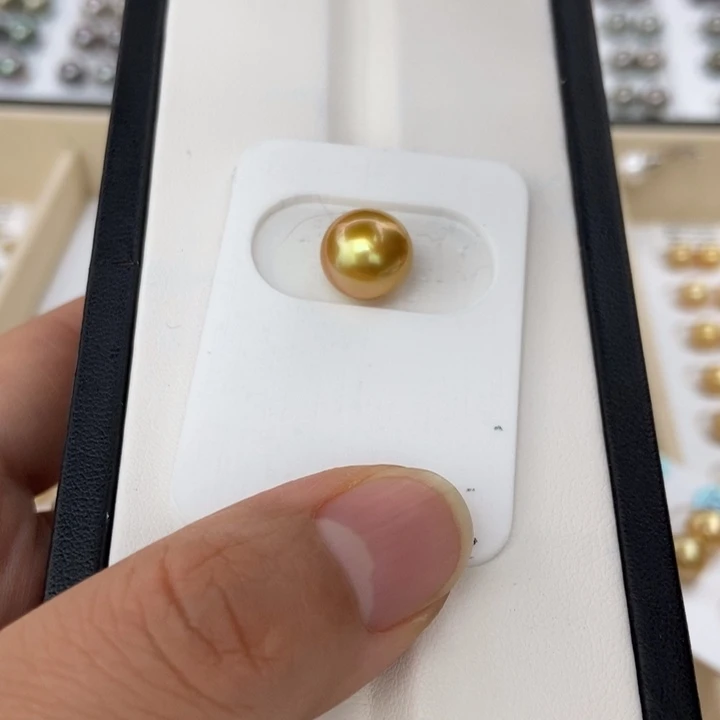 裸珠海水珍珠未镶嵌10.2mm浓金金绿色伴彩小极光