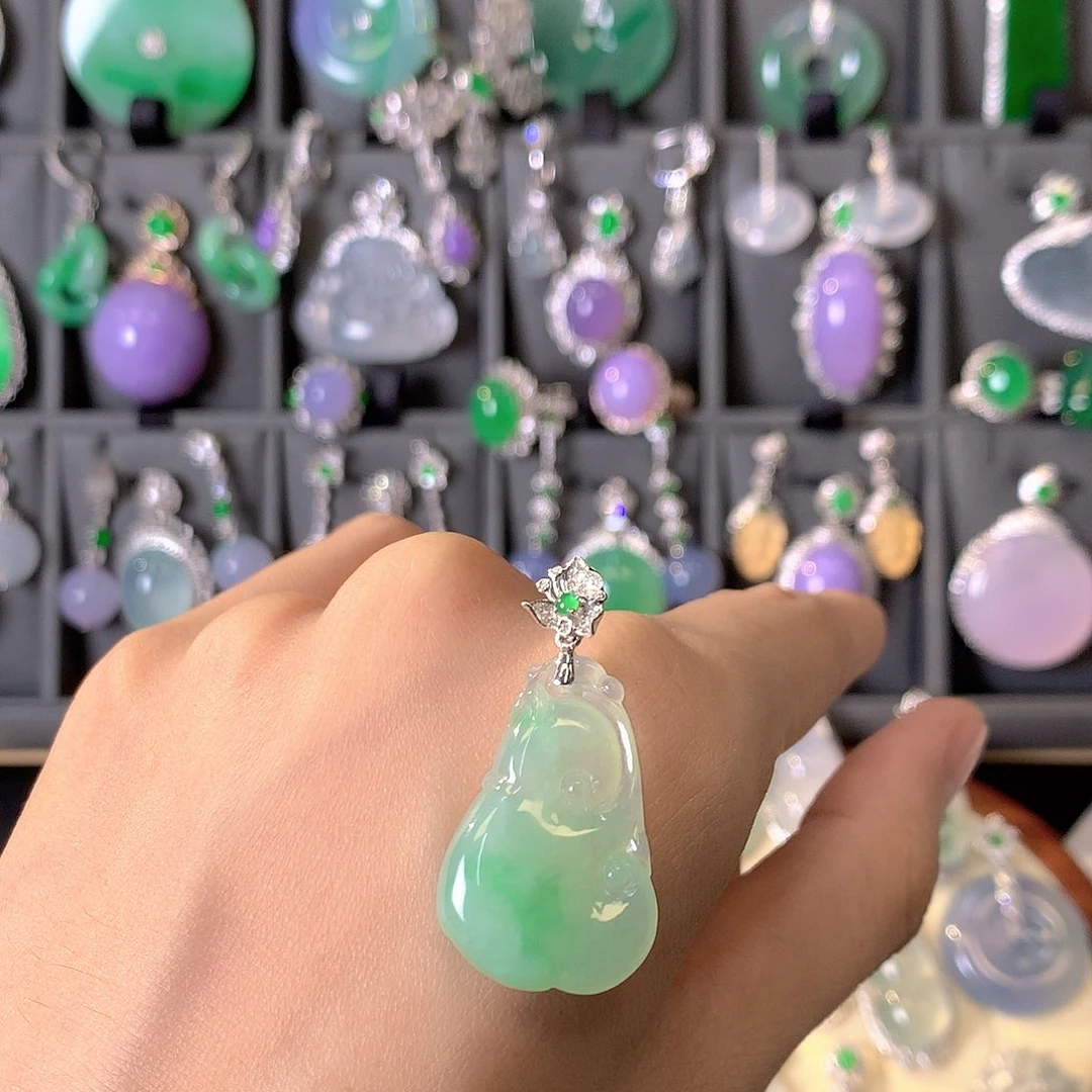 翡翠18K金镶嵌吊坠(不含链)