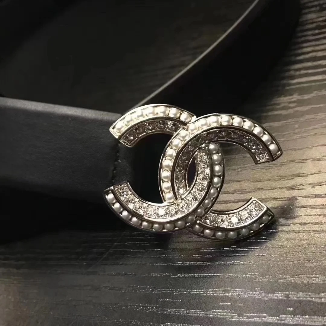 全新未使用 Chanel/香奈儿 胸针枪黑半钻半珠珠时尚精致