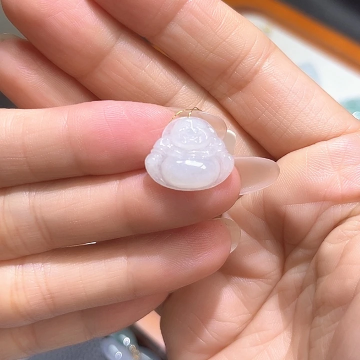 翡翠未镶嵌颈饰佛公