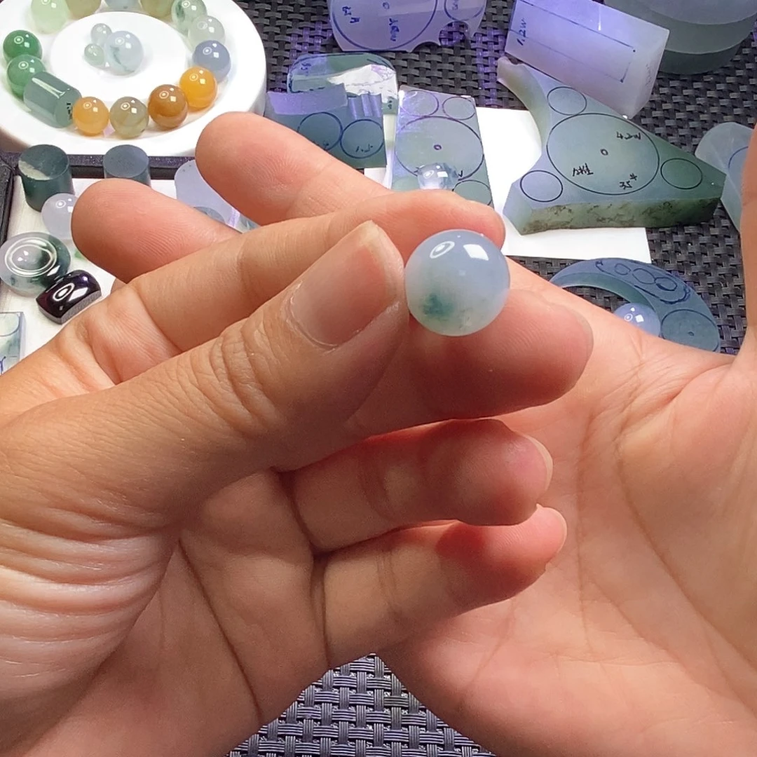 定制翡翠未镶嵌福利