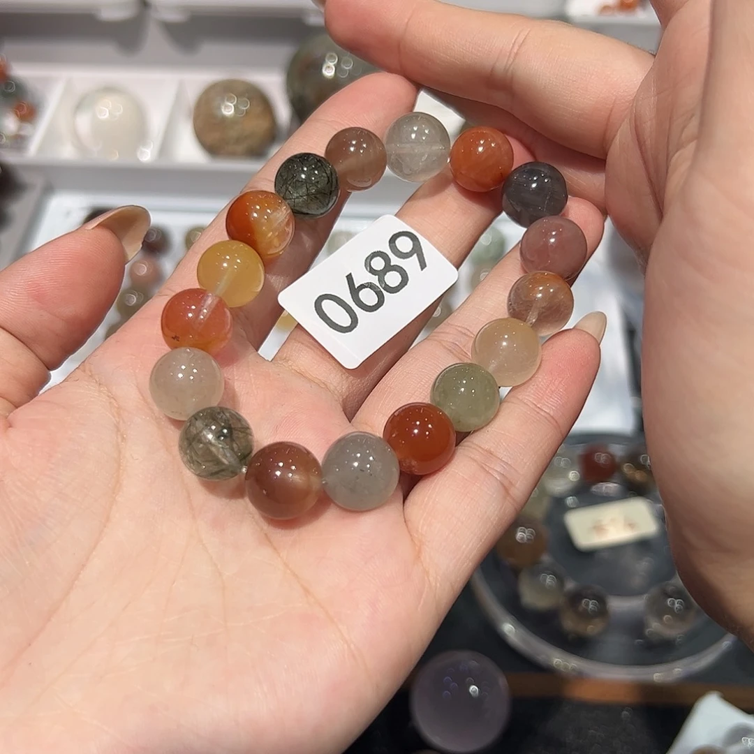 未镶嵌水晶手链