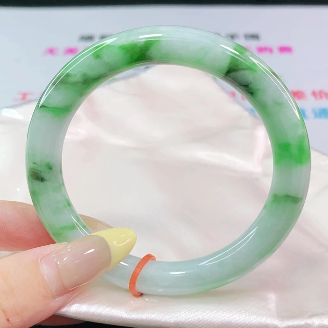 翡翠手镯未镶嵌55.圆条