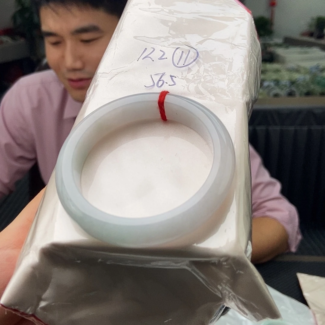 未镶嵌手镯翡翠拍一发一