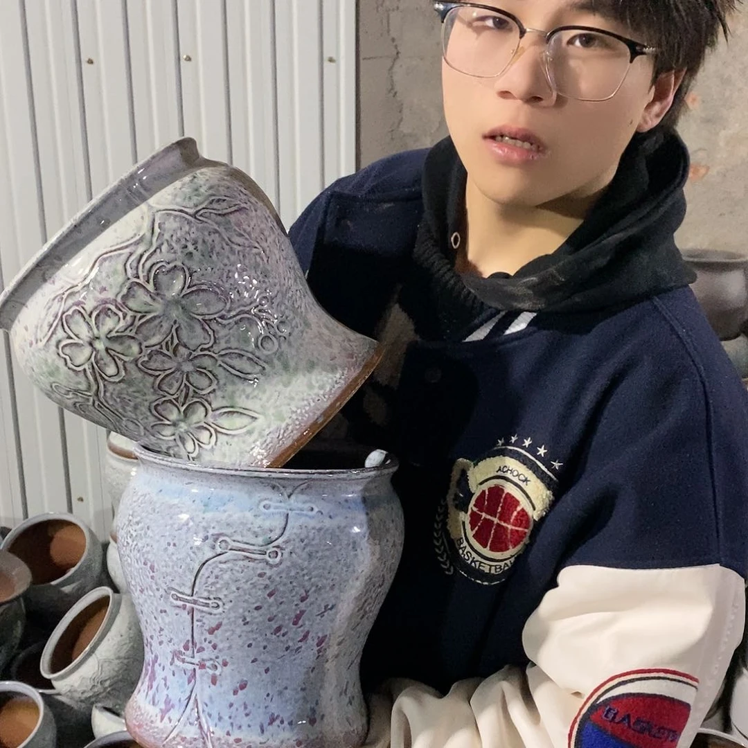 紫砂花盆瑕疵20/21，g h g f f g