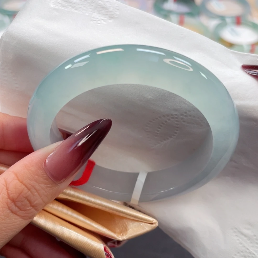 未镶嵌手镯翡翠29号56.3种老冰胶渐变天空蓝