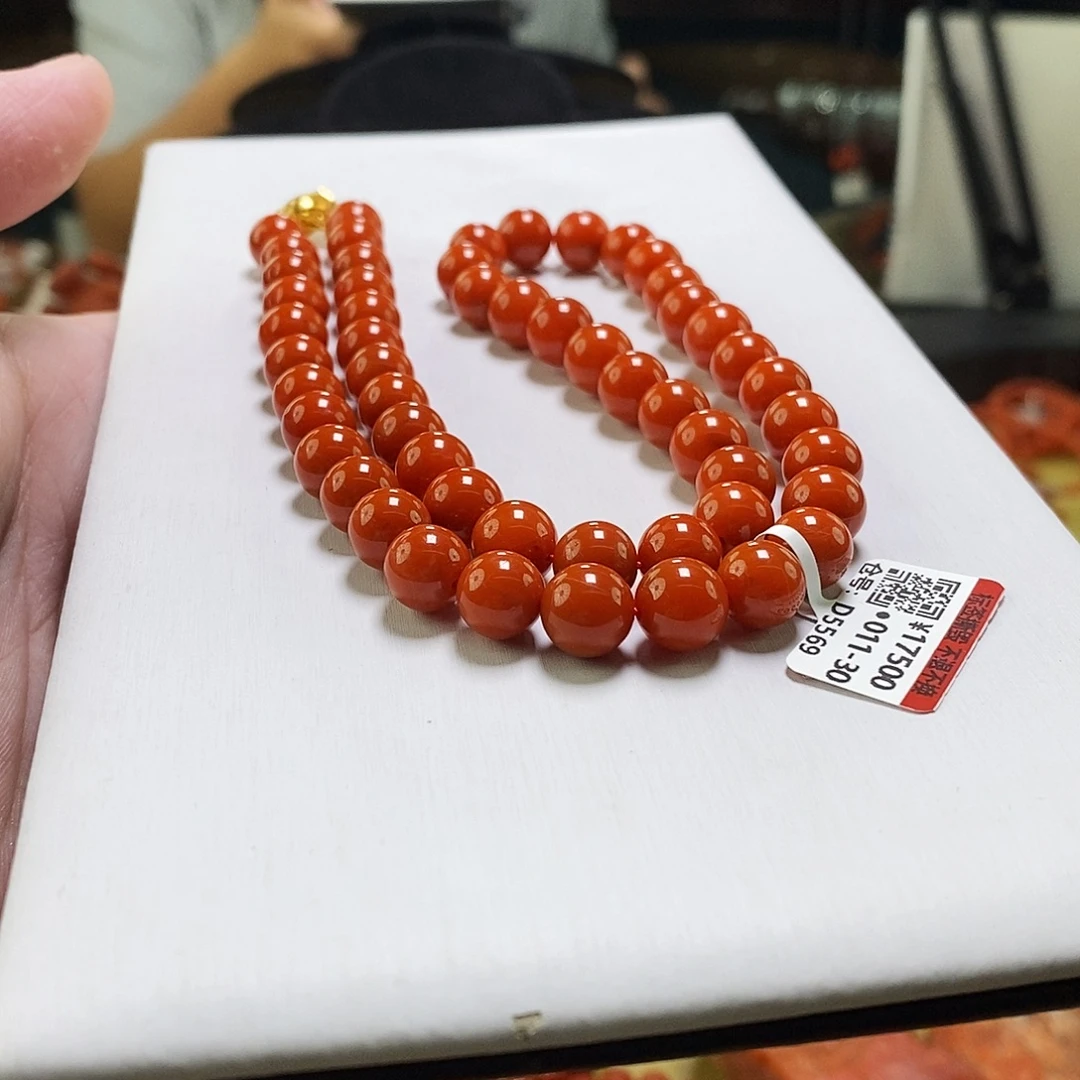 南红玛瑙未镶嵌手链
