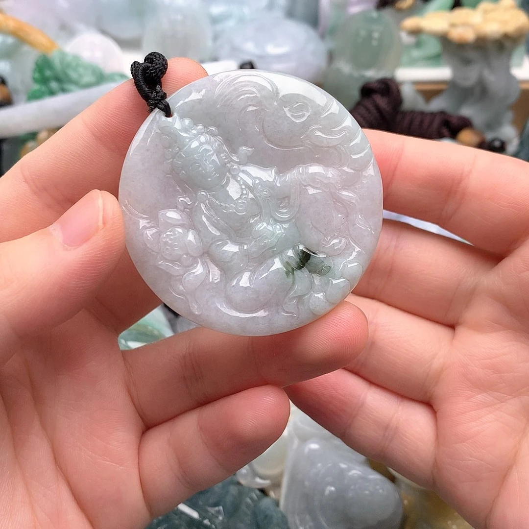 吊坠(不含链)未镶嵌翡翠