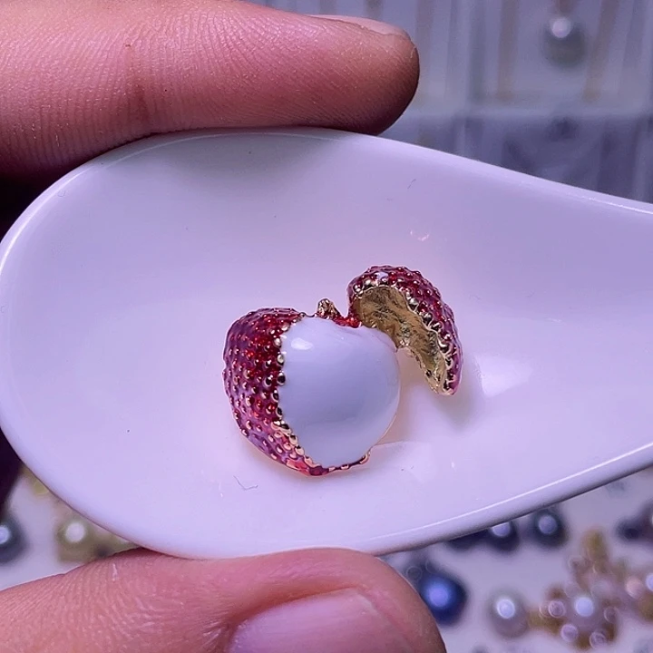淡水珍珠颈饰合金09