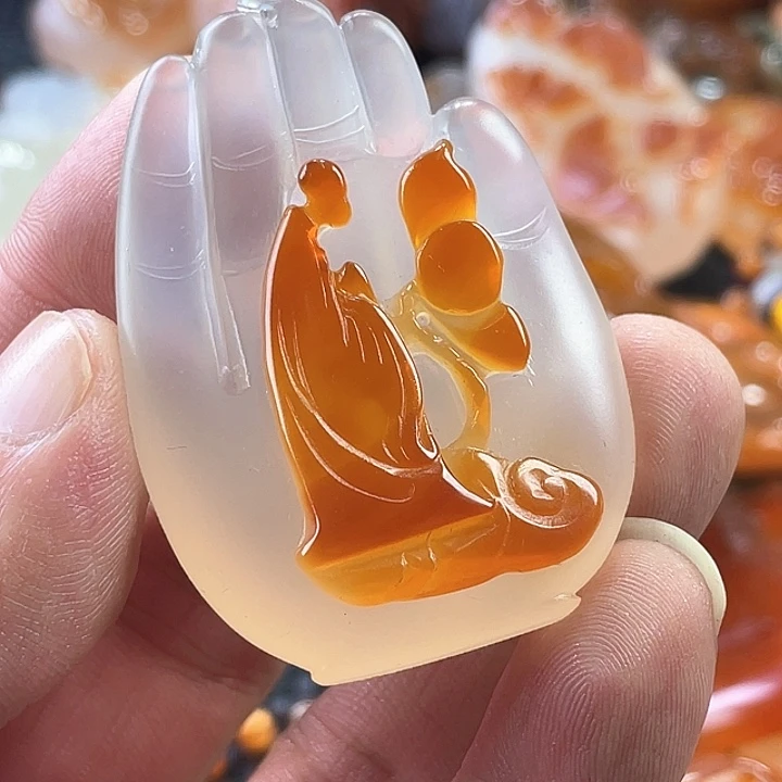 未镶嵌天 玛瑙/玉髓华**哥