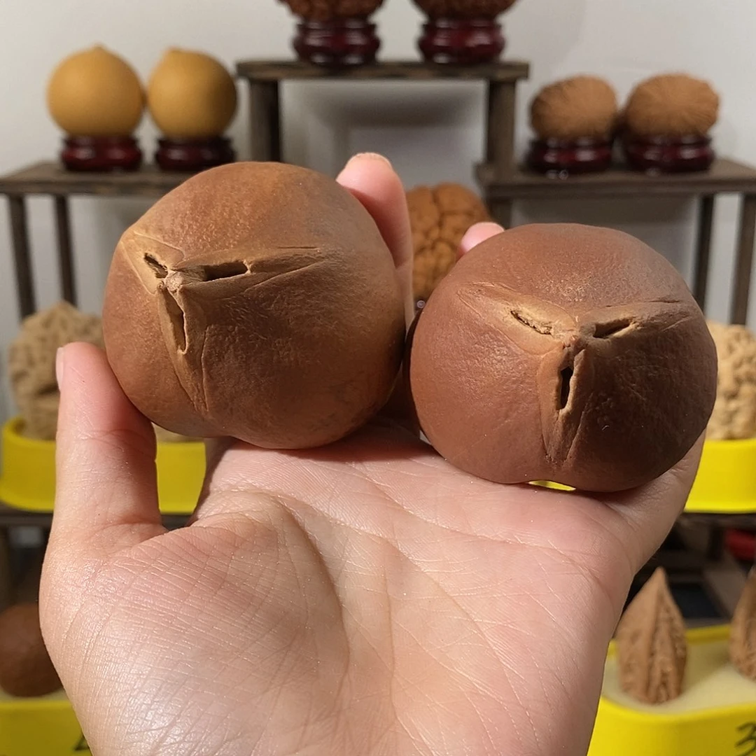 吊坠文玩核桃胡*橄榄瑕不退不换5859