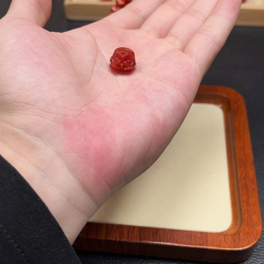 未镶嵌醒狮南红玛瑙