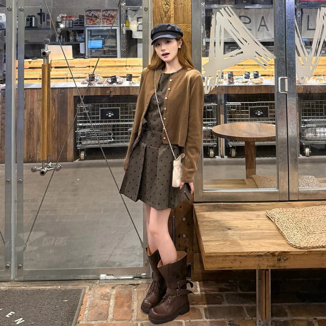 法式灰色背心波点连衣裙子女早秋氛围感高级感早秋穿搭一整套女装