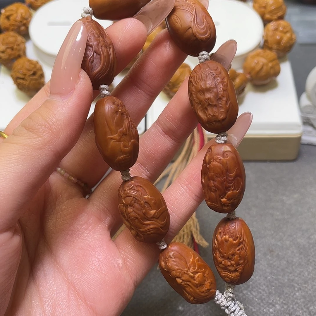 橄榄核吊坠橄榄核雕