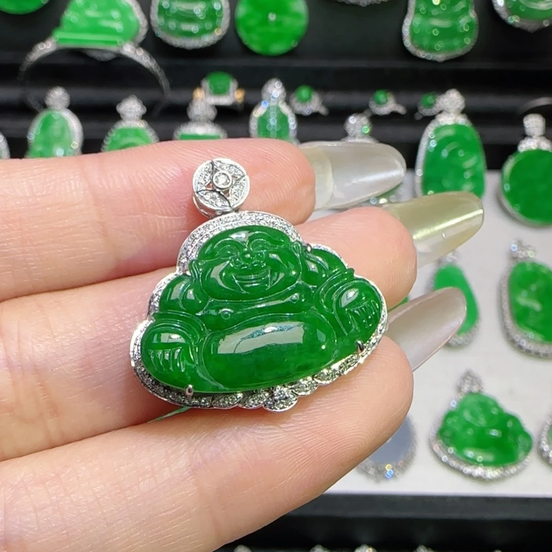 翡翠18K金镶嵌颈饰