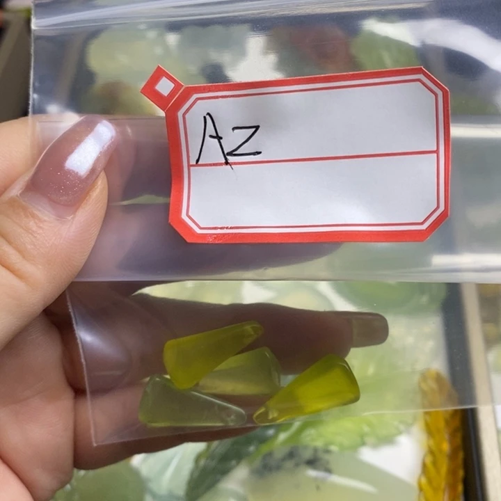 未镶嵌蛇纹石玉颈饰A****发