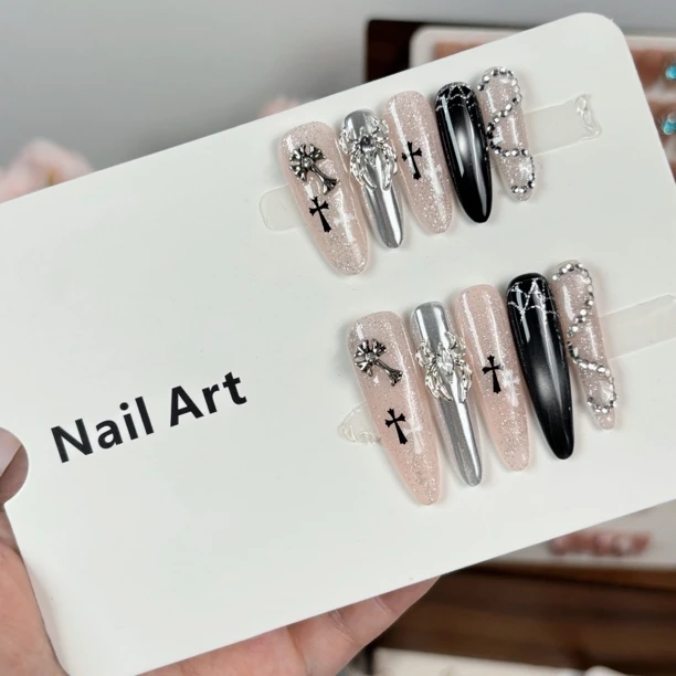 【黑色骑士】——钱多多纯手工穿戴甲