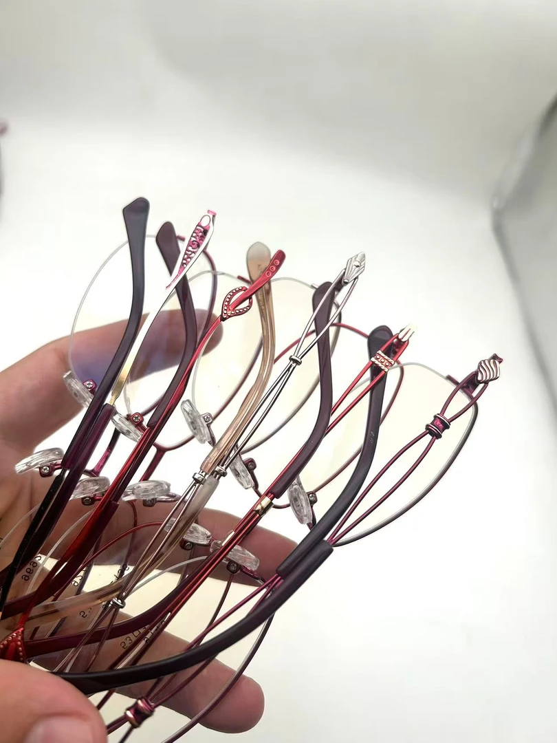 优雅女士妈妈款 20付品质女款眼镜特价福利