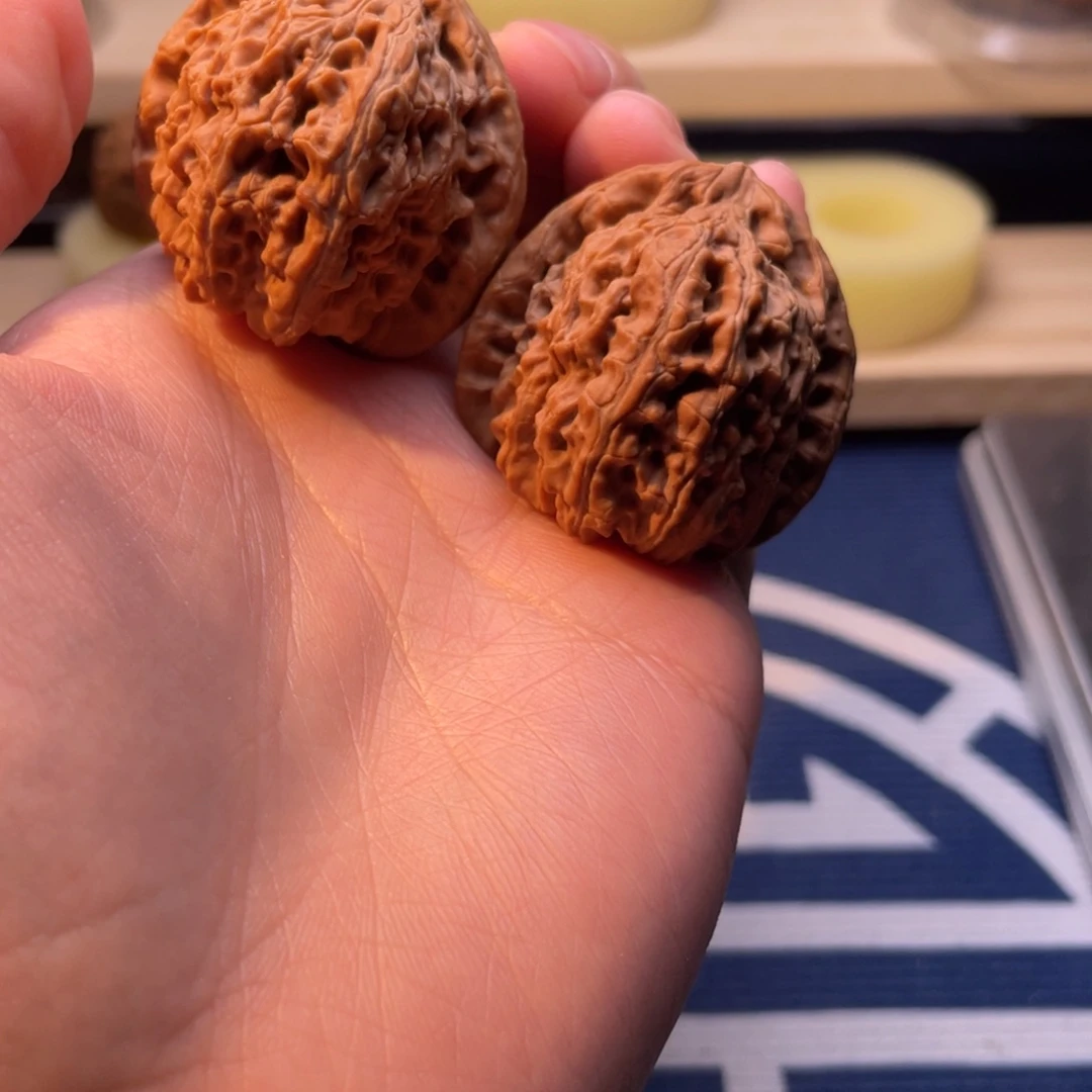 文玩核桃37尺球白