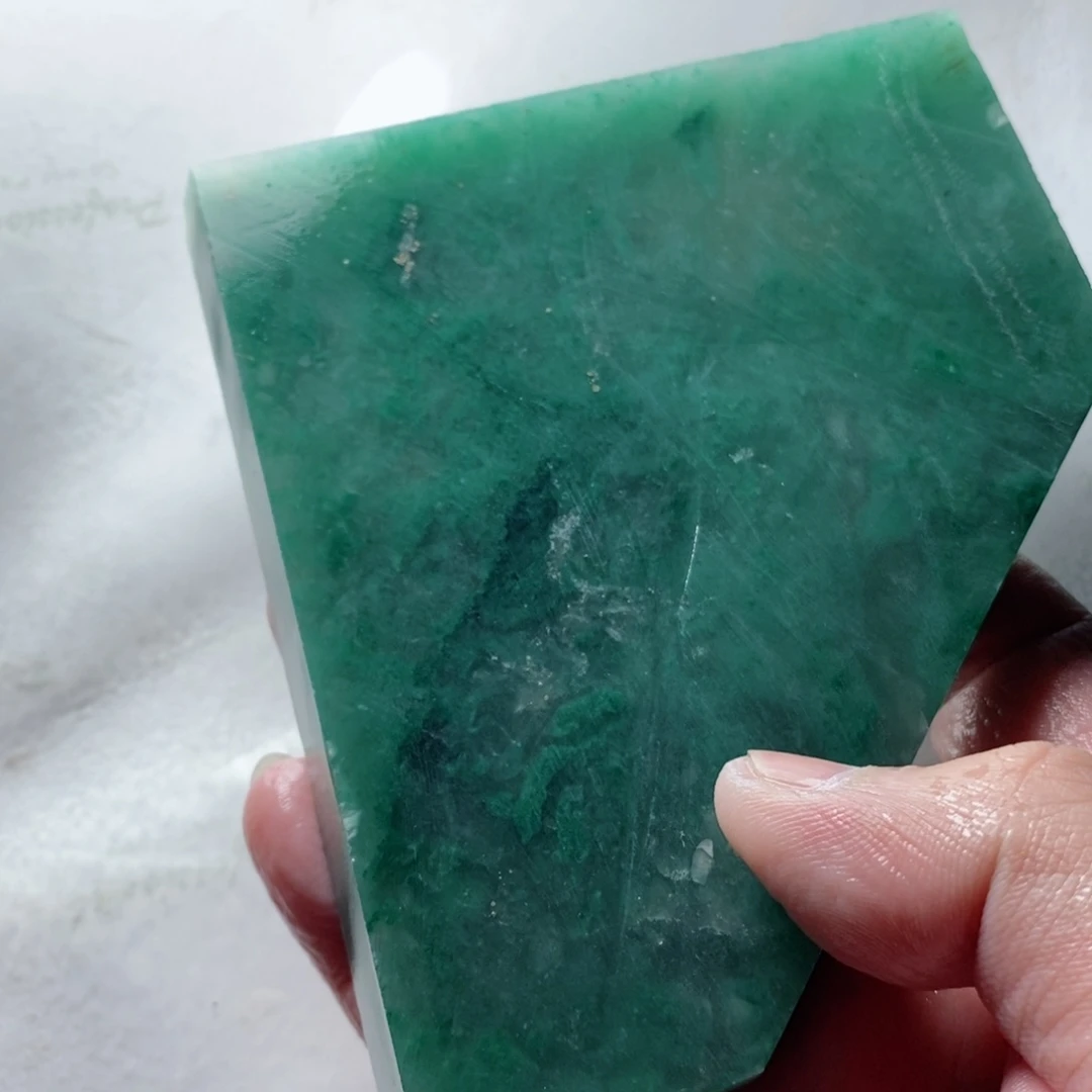 定制石英质玉木*伟天然非洲翠手镯定制