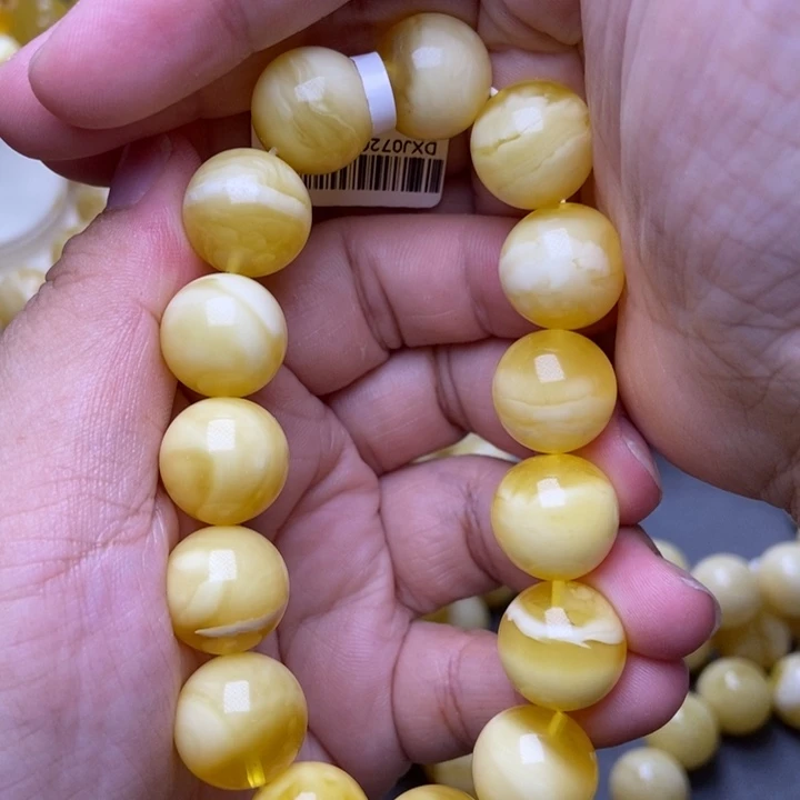 未镶嵌琥珀珠宝奇石蜜蜡56