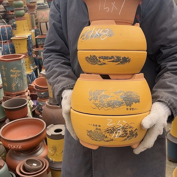 紫砂紫砂花盆和一