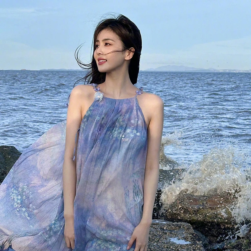 白鹿同款蓝色印花吊带花朵连衣裙夏季女长裙海边度假吊带裙子