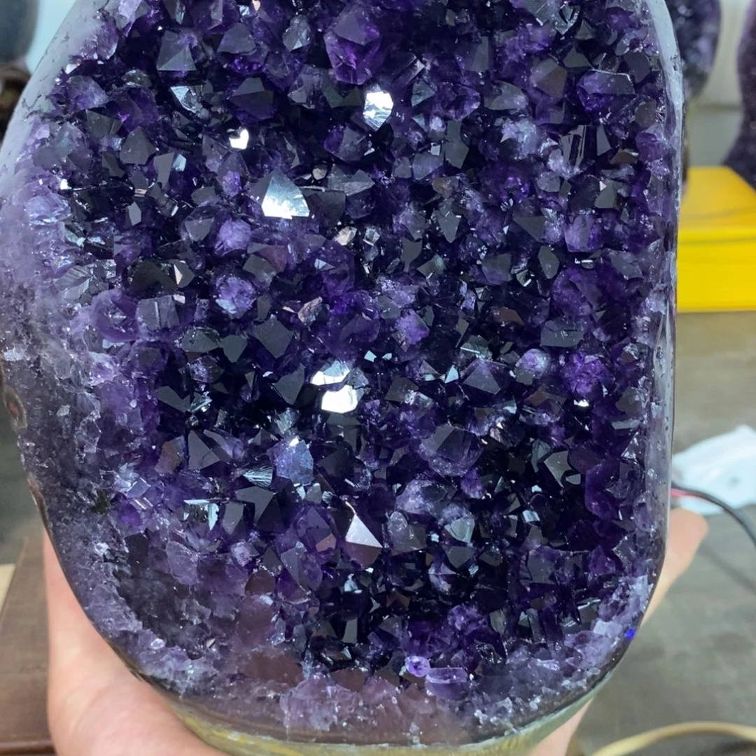 未镶嵌水晶大型摆件（非配饰）
